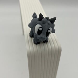 3D printed Goat 🐐 mini Fidget Toy Fun Collectible Stress …